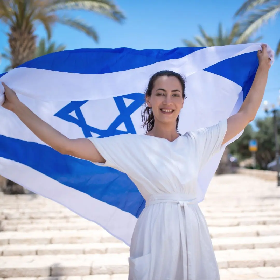 Вика с флагом Израиля